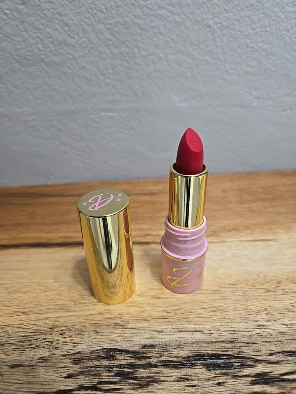 Dafna Beauty Vintage Perfection - Long Lasting Matte Lipstick